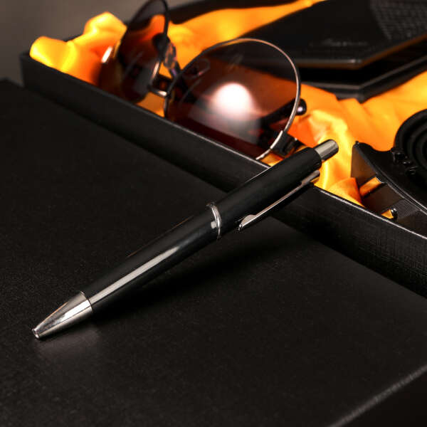 El Regalo Perfecto para el Hombre Elegante - Pack 5 en 1